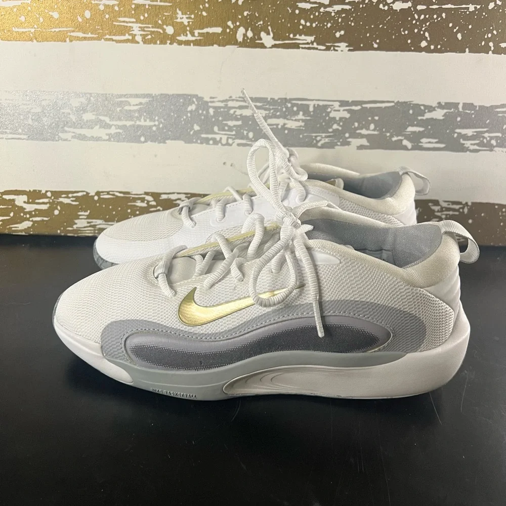 Nike Isofly